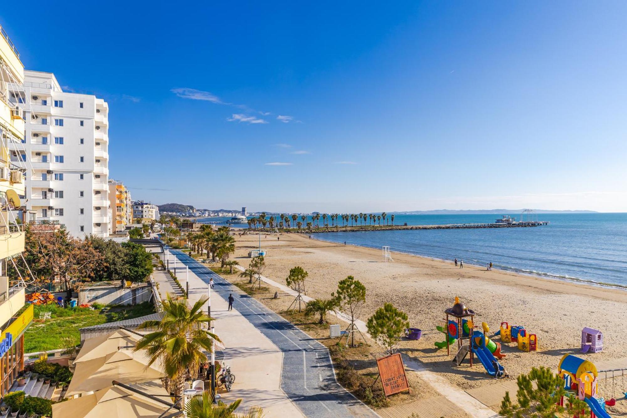 דורס The Beachfront Apartment מראה חיצוני תמונה