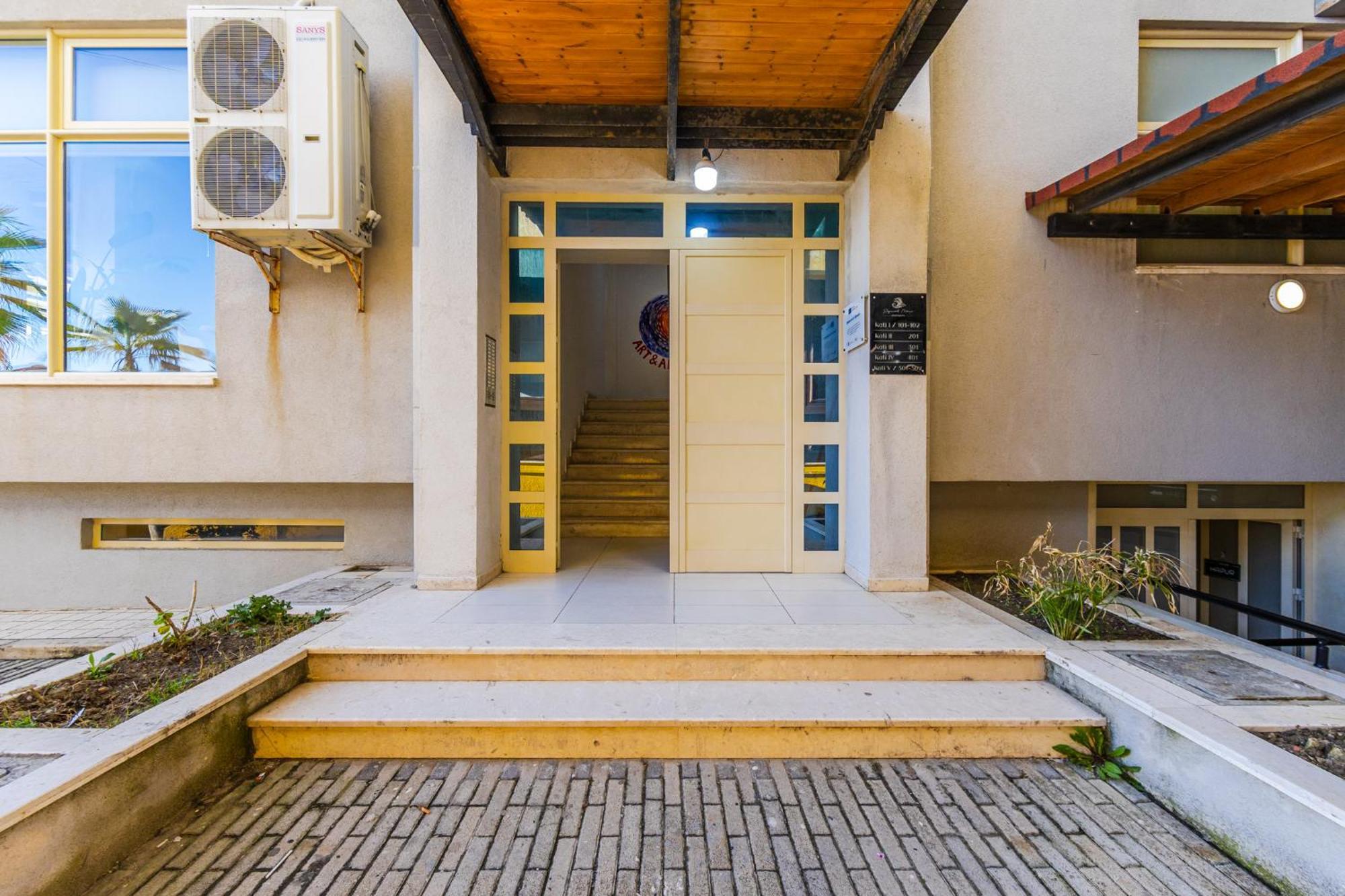 דורס The Beachfront Apartment מראה חיצוני תמונה
